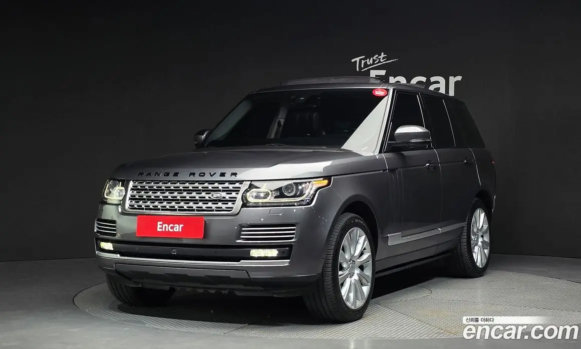 Land Rover Range Rover 2016 4.4 автомат (гидро), фото 1 Land Rover Range Rover 2016 4.4 автомат (гидро), фото 1