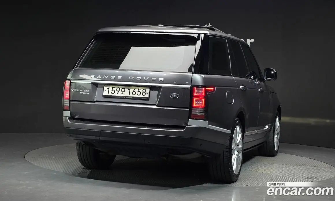 Land Rover Range Rover 2016 4.4 автомат (гидро), фото 2 Land Rover Range Rover 2016 4.4 автомат (гидро), фото 2