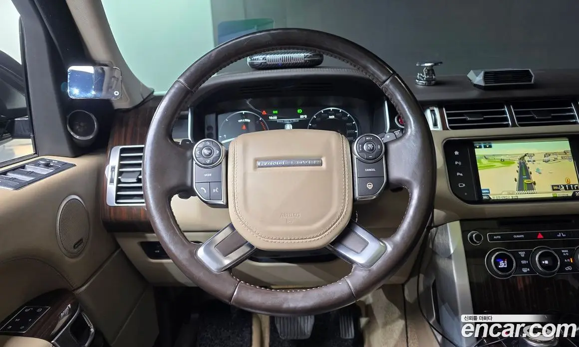Land Rover Range Rover 2016 4.4 автомат (гидро), фото 13 Land Rover Range Rover 2016 4.4 автомат (гидро), фото 13