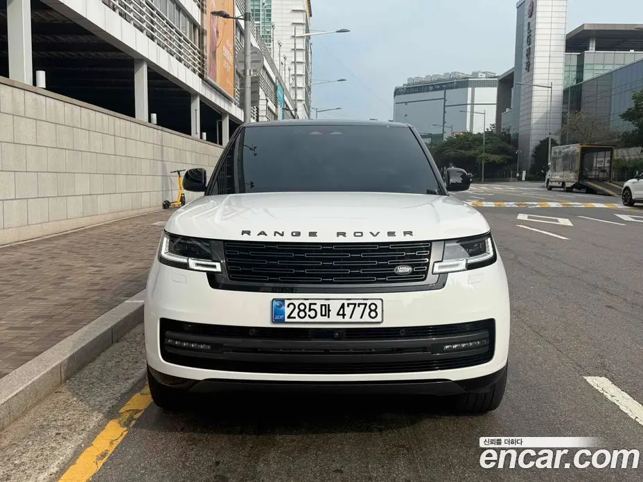 Land Rover Range Rover 2024 4.4 автомат (гидро), фото 2 Land Rover Range Rover 2024 4.4 автомат (гидро), фото 2