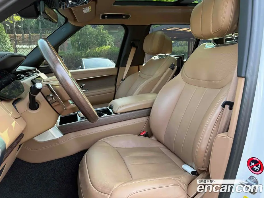 Land Rover Range Rover 2024 4.4 автомат (гидро), фото 9 Land Rover Range Rover 2024 4.4 автомат (гидро), фото 9