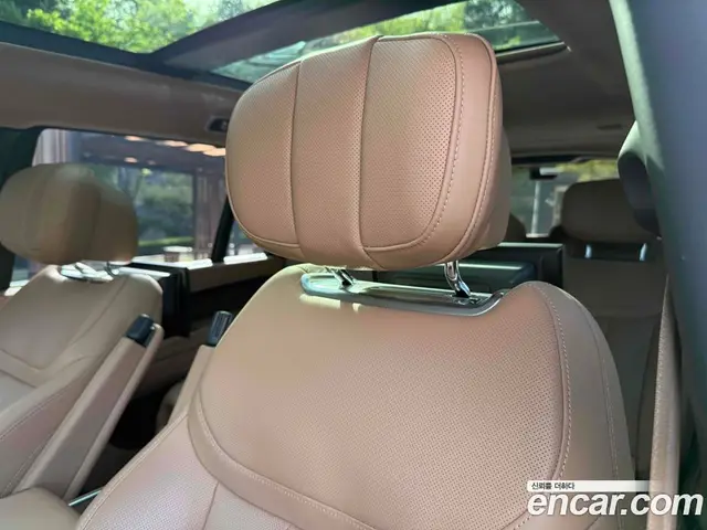 Land Rover Range Rover 2024 4.4 автомат (гидро), миниатюра 10 Land Rover Range Rover 2024 4.4 автомат (гидро), миниатюра 10