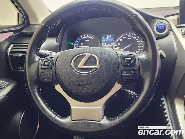 Lexus NX 2016 2.5 автомат (гидро), миниатюра 5 Lexus NX 2016 2.5 автомат (гидро), миниатюра 5