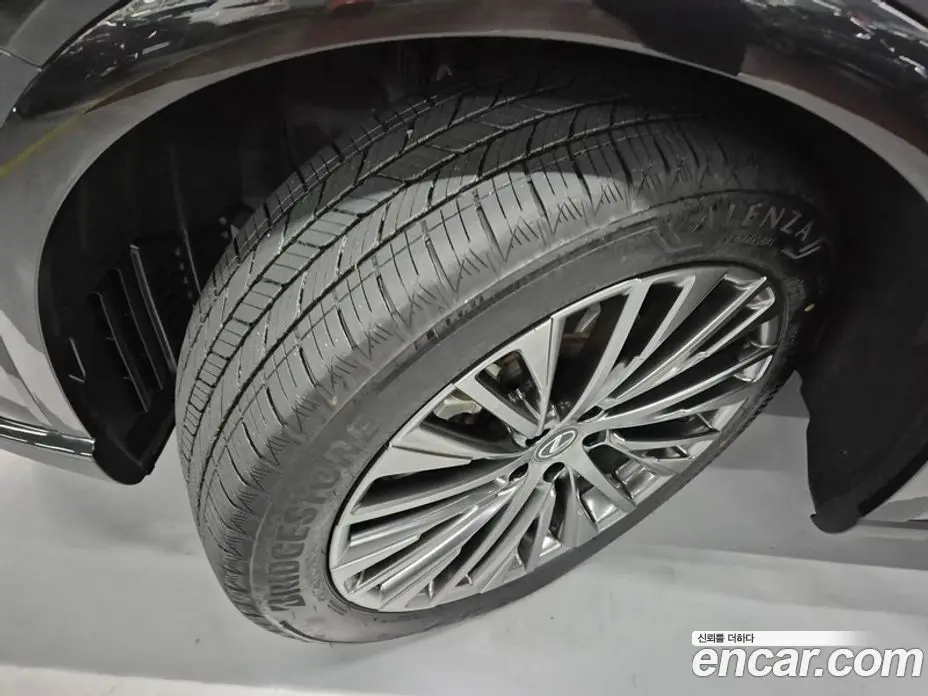 Lexus RX 2025 2.5 автомат (вариатор), фото 18 Lexus RX 2025 2.5 автомат (вариатор), фото 18