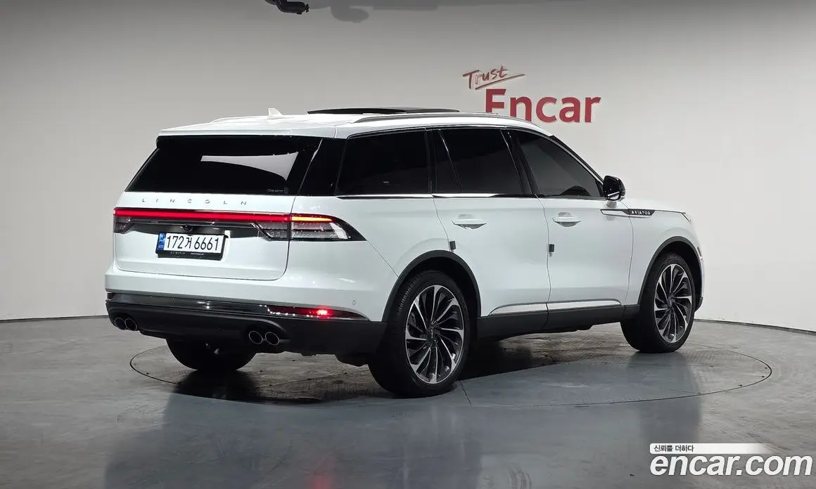 Lincoln Aviator 2023 3.0 автомат (гидро), фото 1 Lincoln Aviator 2023 3.0 автомат (гидро), фото 1