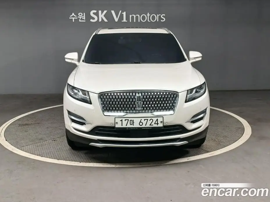 Lincoln MKC 2018 2.0 автомат (гидро), фото 1 Lincoln MKC 2018 2.0 автомат (гидро), фото 1