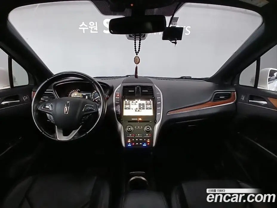 Lincoln MKC 2018 2.0 автомат (гидро), фото 15 Lincoln MKC 2018 2.0 автомат (гидро), фото 15