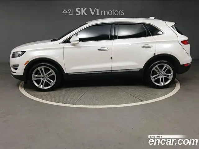 Lincoln MKC 2018 2.0 автомат (гидро), миниатюра 3 Lincoln MKC 2018 2.0 автомат (гидро), миниатюра 3