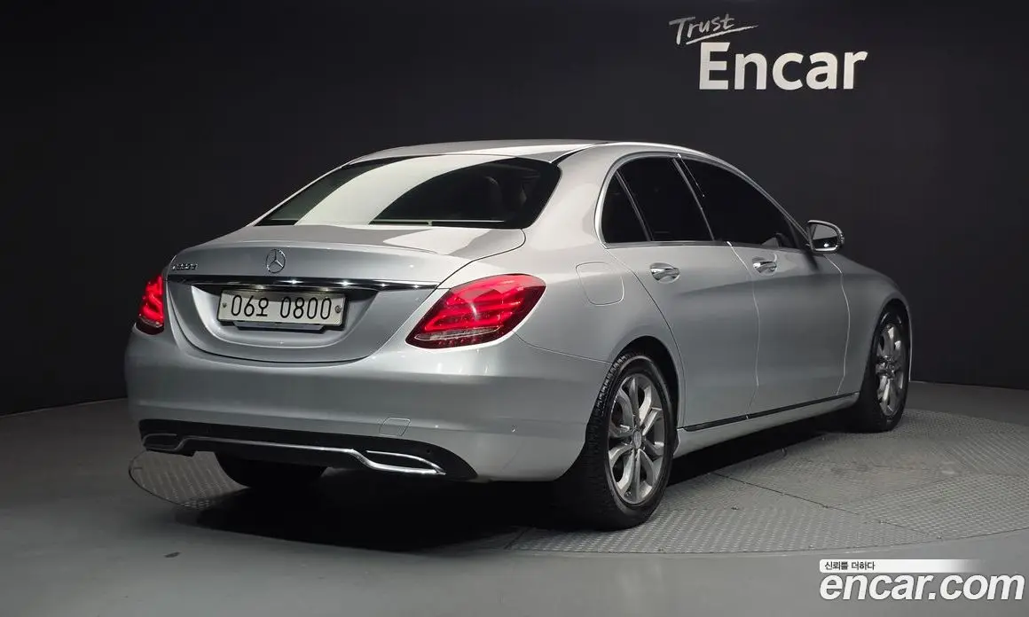 Mercedes-Benz C-Class 2016 2.1 автомат (гидро), фото 2 Mercedes-Benz C-Class 2016 2.1 автомат (гидро), фото 2