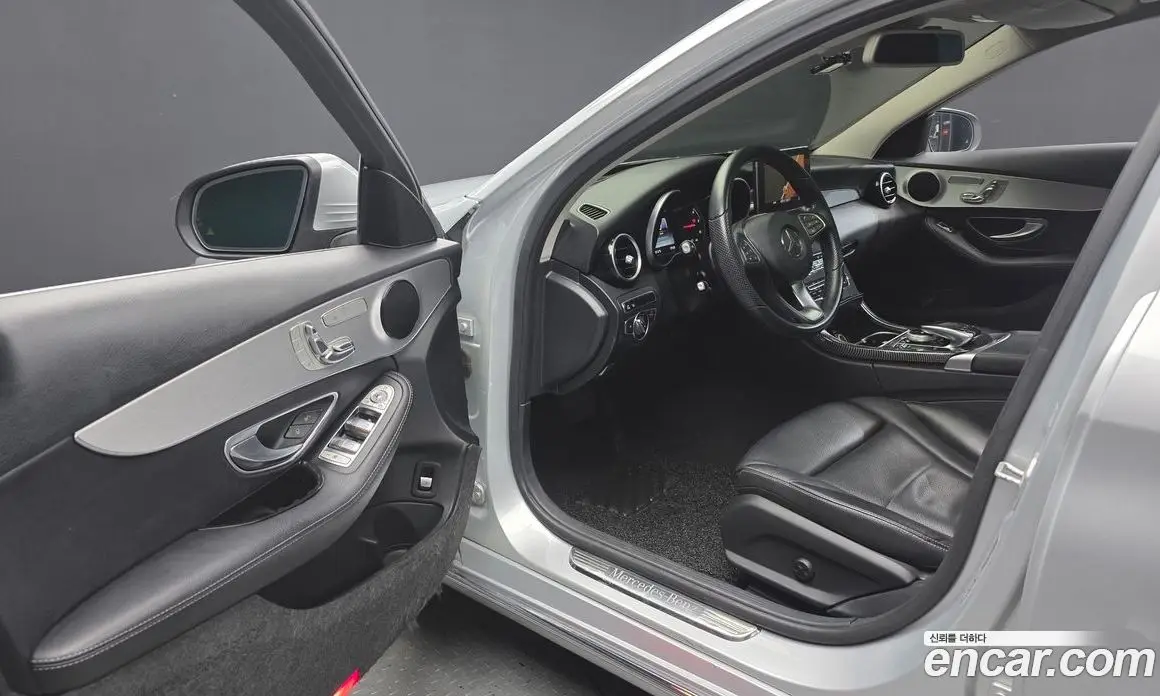 Mercedes-Benz C-Class 2016 2.1 автомат (гидро), фото 10 Mercedes-Benz C-Class 2016 2.1 автомат (гидро), фото 10