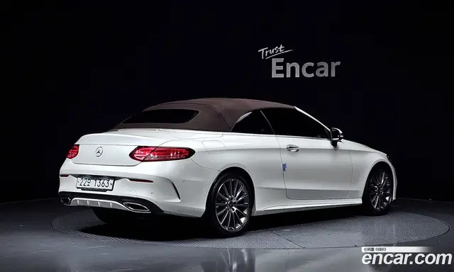 Mercedes-Benz C-Class 2017 2.0 автомат (гидро), миниатюра 2 Mercedes-Benz C-Class 2017 2.0 автомат (гидро), миниатюра 2