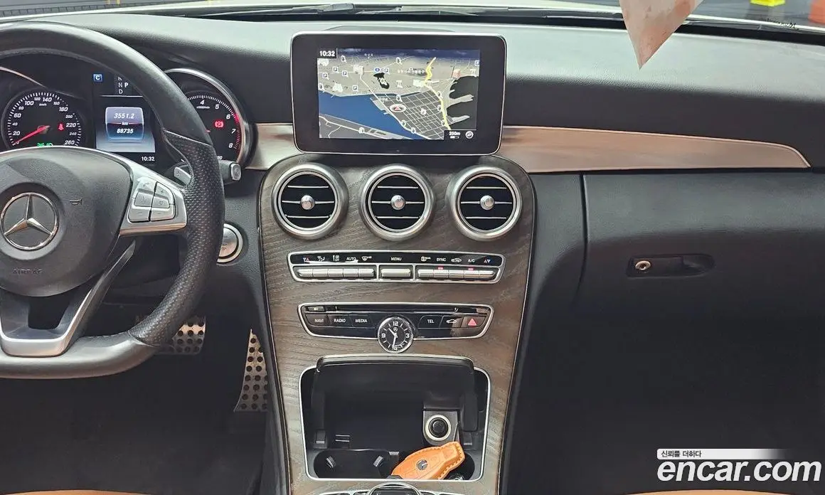 Mercedes-Benz C-Class 2017 2.0 автомат (гидро), фото 14 Mercedes-Benz C-Class 2017 2.0 автомат (гидро), фото 14