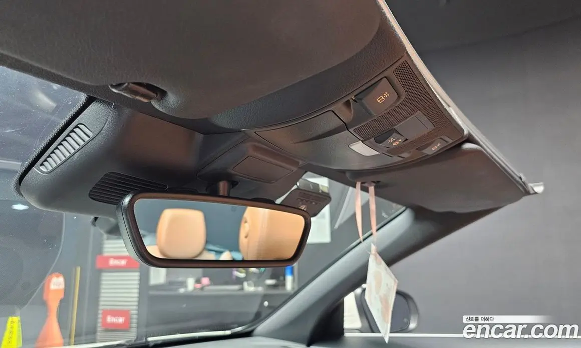 Mercedes-Benz C-Class 2017 2.0 автомат (гидро), фото 17 Mercedes-Benz C-Class 2017 2.0 автомат (гидро), фото 17
