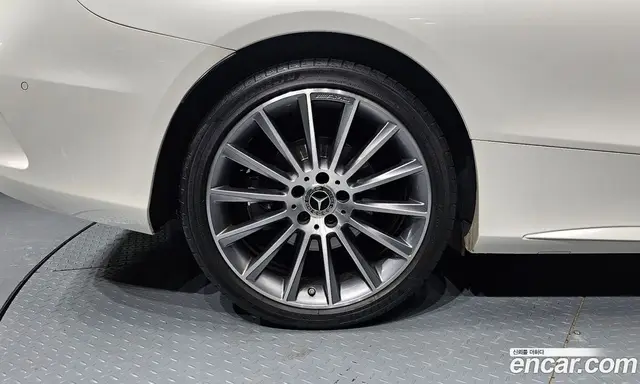 Mercedes-Benz C-Class 2017 2.0 автомат (гидро), миниатюра 5 Mercedes-Benz C-Class 2017 2.0 автомат (гидро), миниатюра 5
