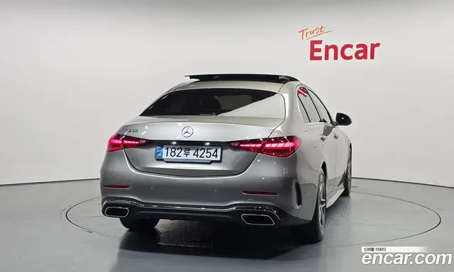 Mercedes-Benz C-Class 2024 2.0 автомат (гидро), миниатюра 4