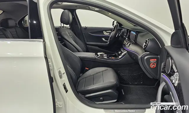 Mercedes-Benz E-Class 2018 1.9 автомат (гидро), миниатюра 12