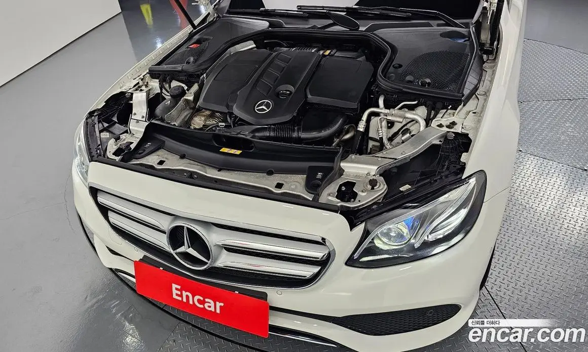 Mercedes-Benz E-Class 2018 1.9 автомат (гидро), фото 5 Mercedes-Benz E-Class 2018 1.9 автомат (гидро), фото 5