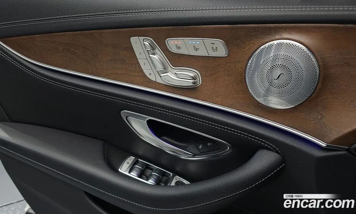 Mercedes-Benz E-Class 2018 2.0 автомат (гидро), фото 20 Mercedes-Benz E-Class 2018 2.0 автомат (гидро), фото 20