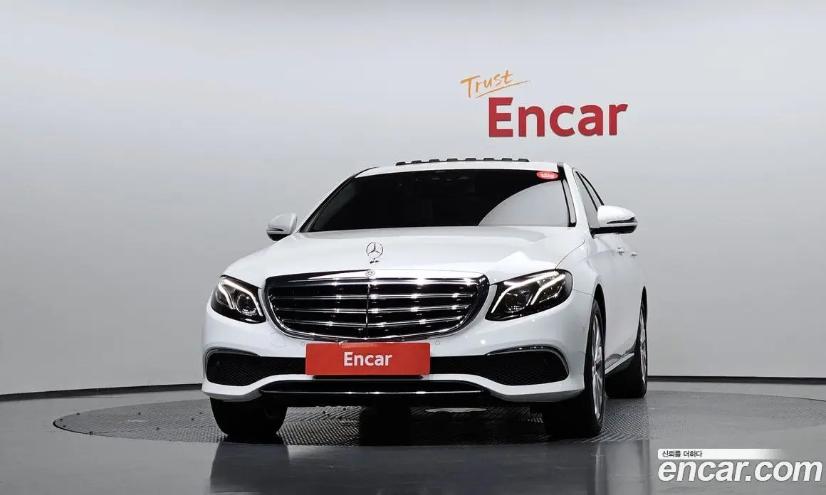 Mercedes-Benz E-Class 2018 2.0 автомат (гидро), фото 3 Mercedes-Benz E-Class 2018 2.0 автомат (гидро), фото 3