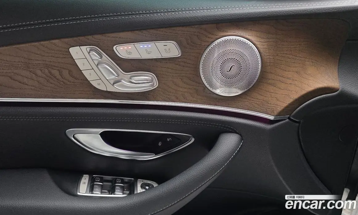 Mercedes-Benz E-Class 2019 2.0 автомат (гидро), фото 24 Mercedes-Benz E-Class 2019 2.0 автомат (гидро), фото 24