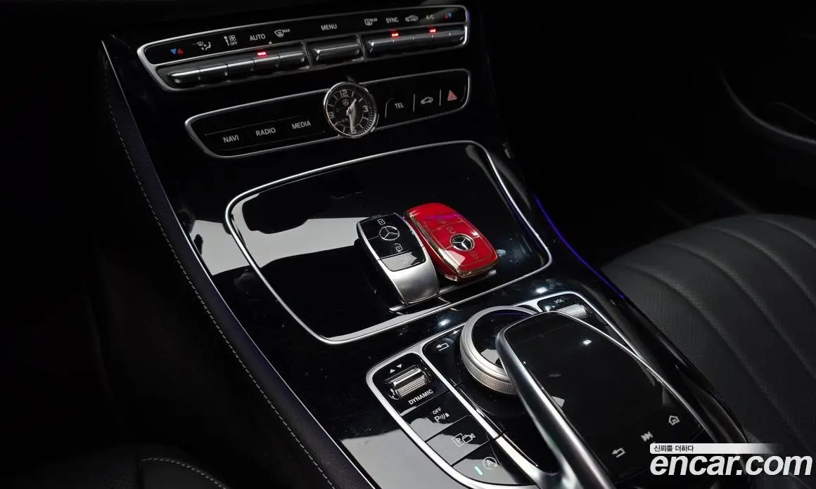 Mercedes-Benz E-Class 2019 2.0 автомат (гидро), фото 27 Mercedes-Benz E-Class 2019 2.0 автомат (гидро), фото 27