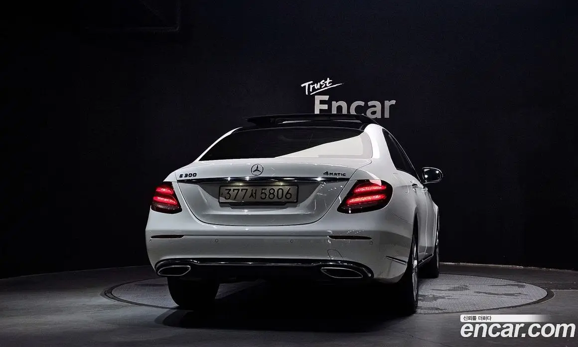 Mercedes-Benz E-Class 2019 2.0 автомат (гидро), фото 4 Mercedes-Benz E-Class 2019 2.0 автомат (гидро), фото 4