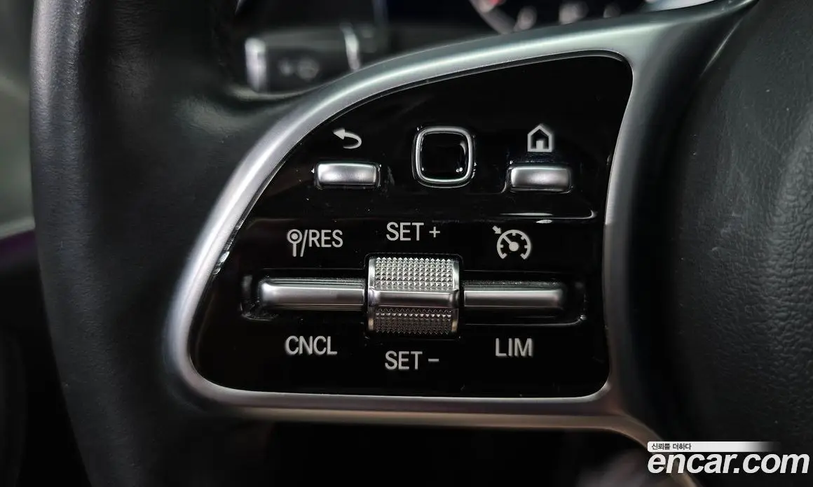 Mercedes-Benz E-Class 2019 2.0 автомат (гидро), фото 25 Mercedes-Benz E-Class 2019 2.0 автомат (гидро), фото 25
