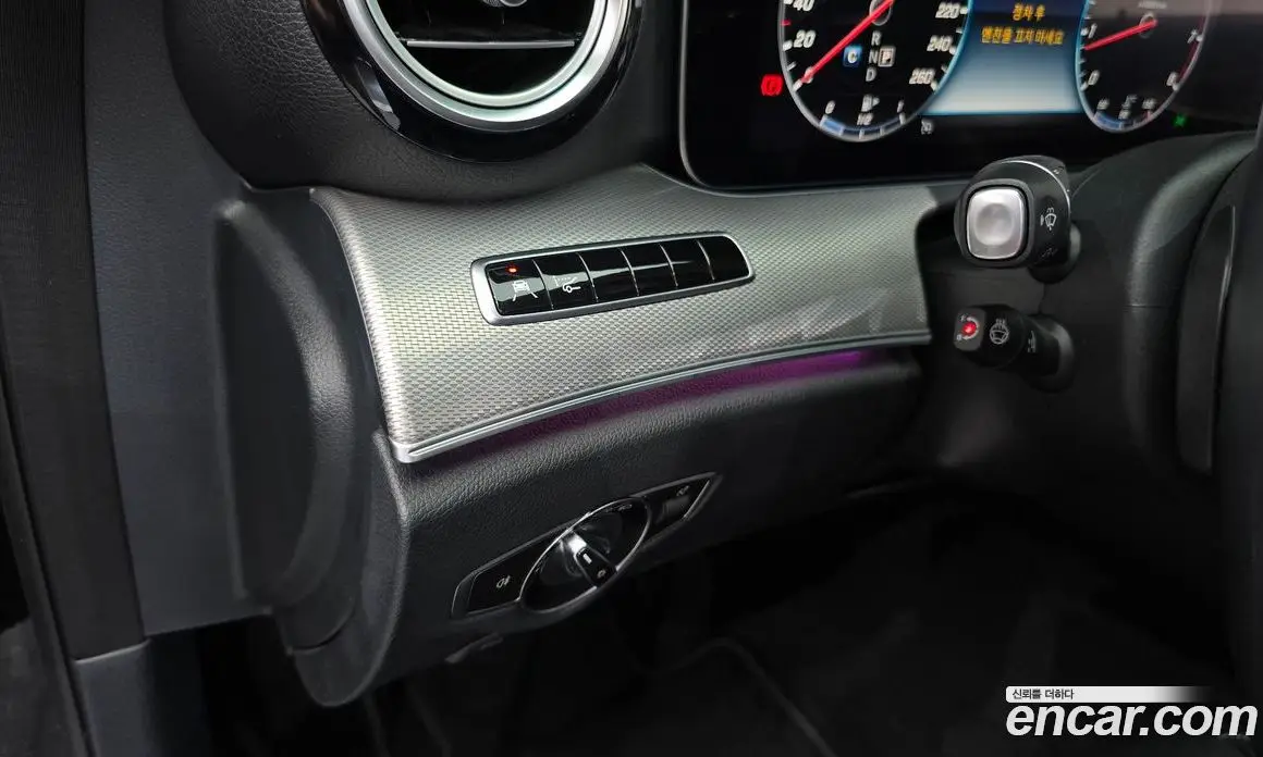 Mercedes-Benz E-Class 2019 2.0 автомат (гидро), фото 28 Mercedes-Benz E-Class 2019 2.0 автомат (гидро), фото 28
