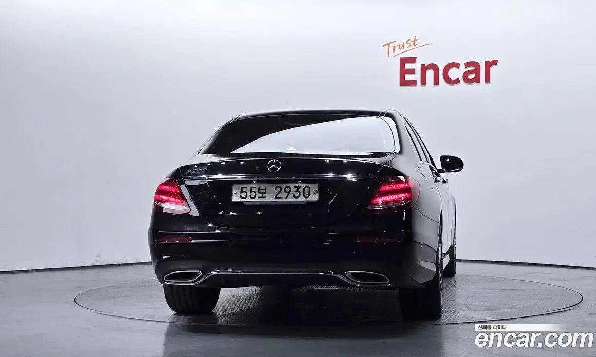 Mercedes-Benz E-Class 2019 2.0 автомат (гидро), фото 4 Mercedes-Benz E-Class 2019 2.0 автомат (гидро), фото 4