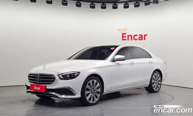 Mercedes-Benz E-Class, 2021, 74 614 км