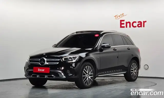 Mercedes-Benz GLC-Class 2021 2.0 автомат (гидро), миниатюра 1 Mercedes-Benz GLC-Class 2021 2.0 автомат (гидро), миниатюра 1