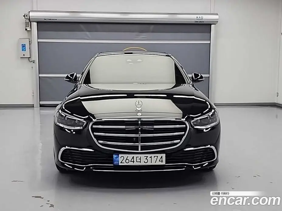 Mercedes-Benz S-Class 2023 3.0 автомат (гидро), фото 2 Mercedes-Benz S-Class 2023 3.0 автомат (гидро), фото 2