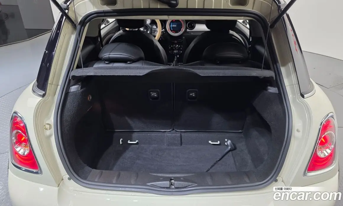 Mini Cooper 2011 1.6 автомат (гидро), фото 20