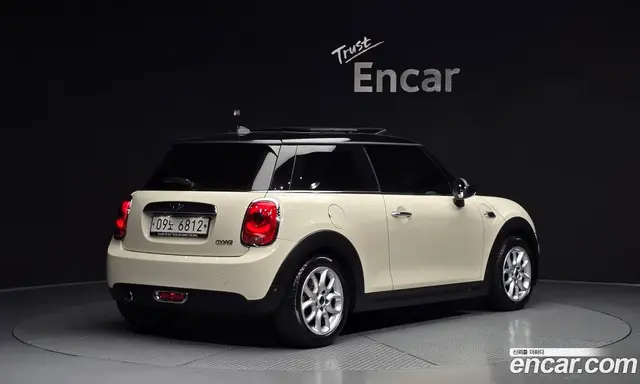 Mini Cooper 2017 1.5 автомат (гидро), миниатюра 2