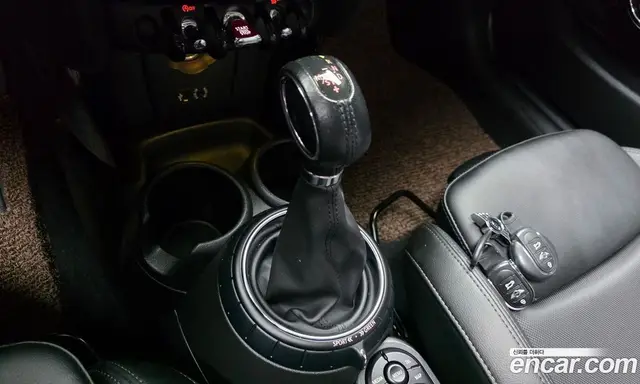 Mini Cooper 2017 1.5 автомат (гидро), миниатюра 9