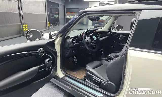 Mini Cooper 2017 1.5 автомат (гидро), миниатюра 10