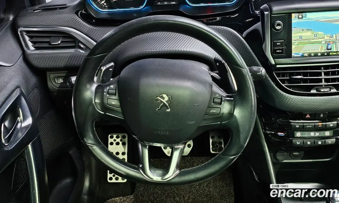 Peugeot 2008 2016 1.6 автомат (гидро), фото 15 Peugeot 2008 2016 1.6 автомат (гидро), фото 15