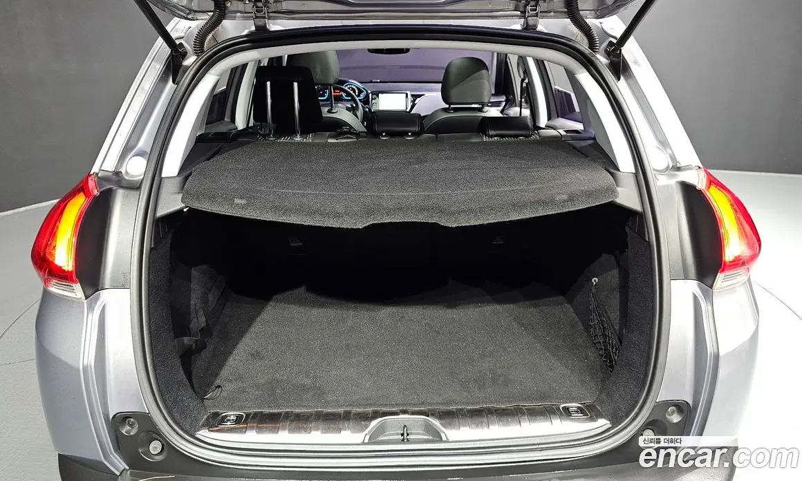 Peugeot 2008 2016 1.6 автомат (гидро), фото 20 Peugeot 2008 2016 1.6 автомат (гидро), фото 20