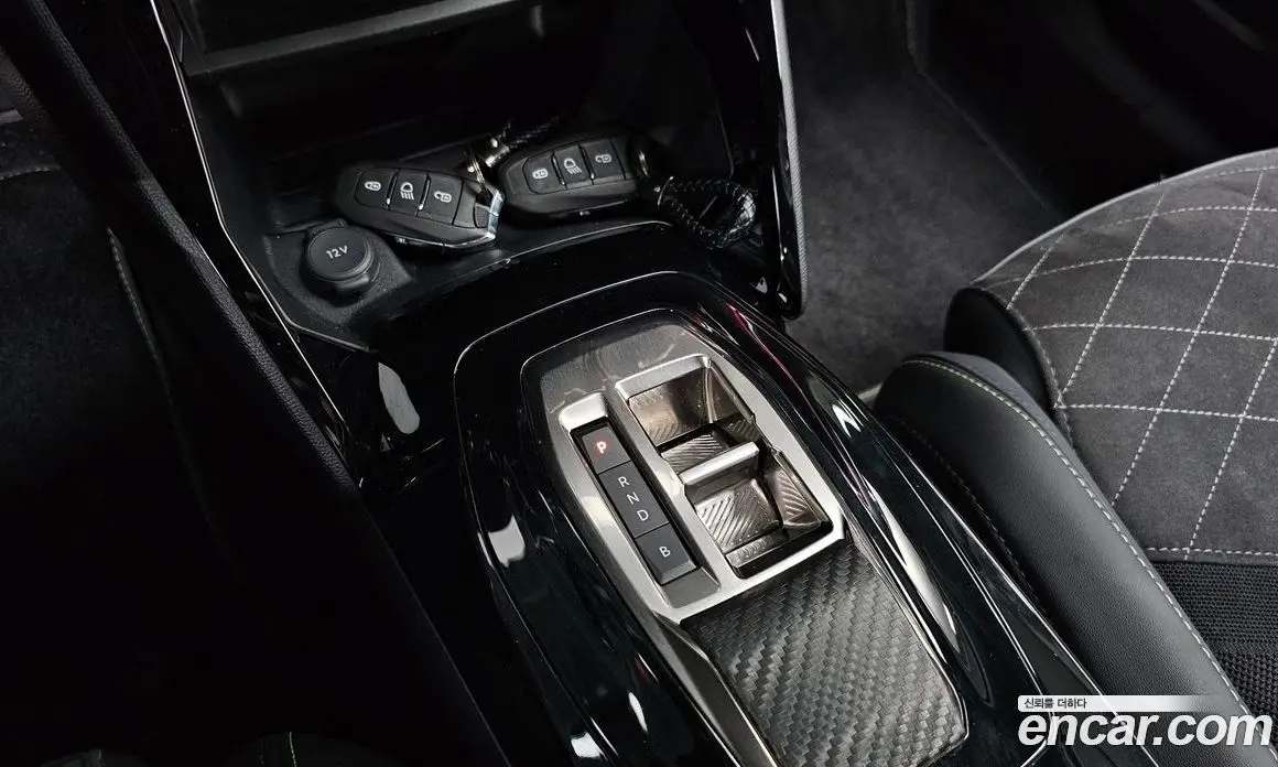 Peugeot 2008 2023 0.1 автомат (гидро), фото 11 Peugeot 2008 2023 0.1 автомат (гидро), фото 11
