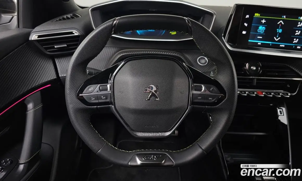 Peugeot 2008 2023 0.1 автомат (гидро), фото 18 Peugeot 2008 2023 0.1 автомат (гидро), фото 18