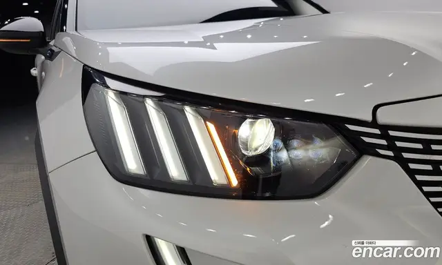Peugeot 2008 2023 0.1 автомат (гидро), миниатюра 7 Peugeot 2008 2023 0.1 автомат (гидро), миниатюра 7