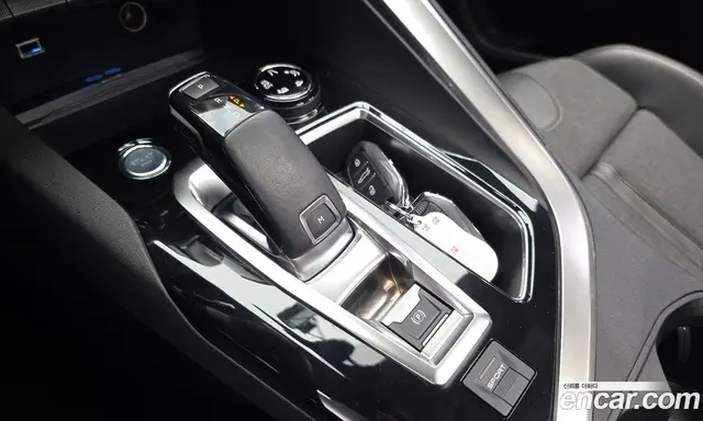 Peugeot 5008 2018 1.6 автомат (гидро), миниатюра 12