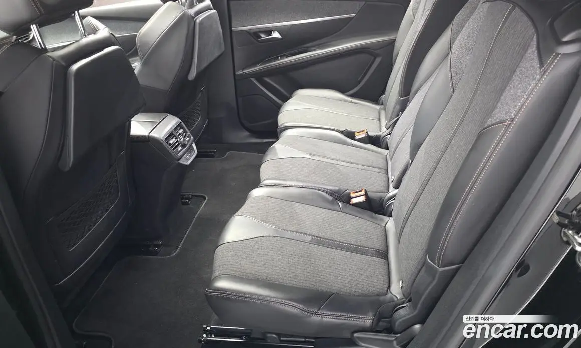 Peugeot 5008 2018 1.6 автомат (гидро), фото 18 Peugeot 5008 2018 1.6 автомат (гидро), фото 18