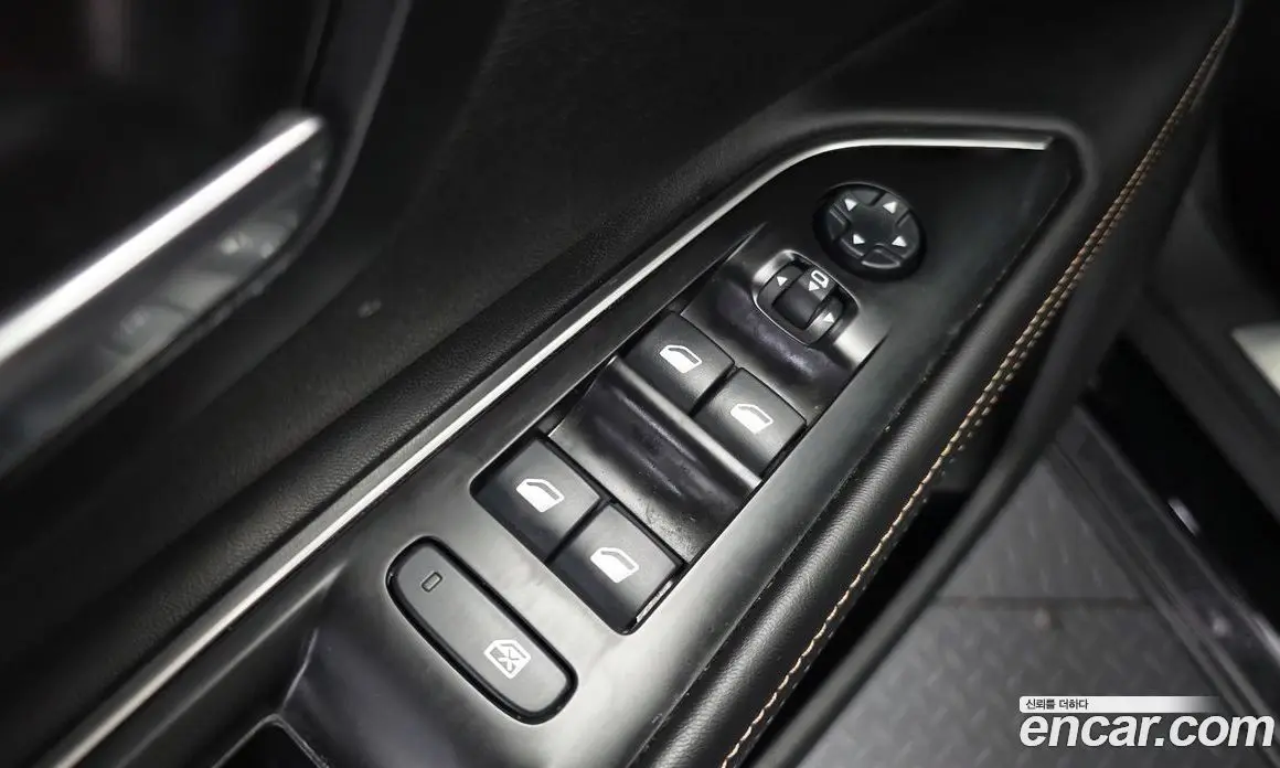 Peugeot 5008 2018 1.6 автомат (гидро), фото 30 Peugeot 5008 2018 1.6 автомат (гидро), фото 30