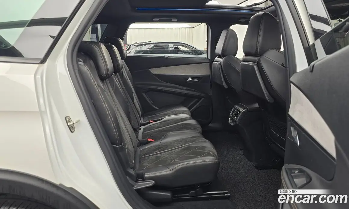 Peugeot 5008 2018 2.0 автомат (гидро), фото 12 Peugeot 5008 2018 2.0 автомат (гидро), фото 12