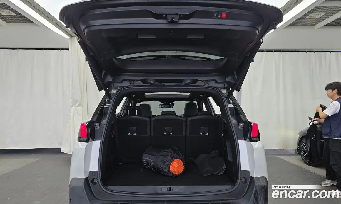 Peugeot 5008 2018 2.0 автомат (гидро), фото 20 Peugeot 5008 2018 2.0 автомат (гидро), фото 20