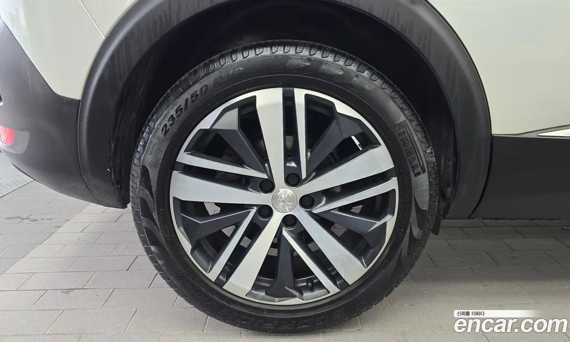Peugeot 5008 2018 2.0 автомат (гидро), фото 5 Peugeot 5008 2018 2.0 автомат (гидро), фото 5