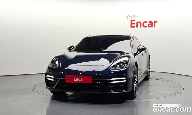 Porsche Panamera 2021 4.0 автомат (гидро), миниатюра 3