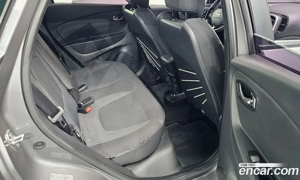 Renault (Samsung) QM3 2016 1.5 автомат (гидро), фото 18 Renault (Samsung) QM3 2016 1.5 автомат (гидро), фото 18