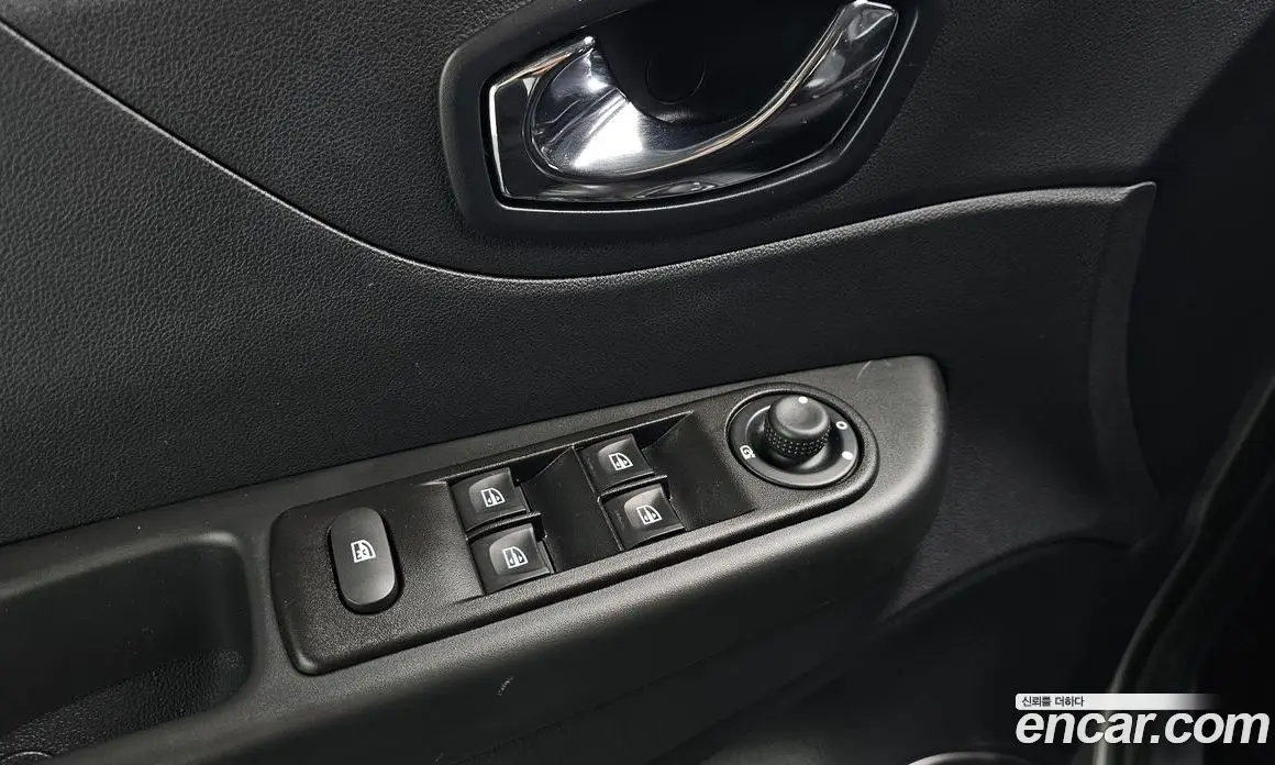 Renault (Samsung) QM3 2016 1.5 автомат (гидро), фото 28 Renault (Samsung) QM3 2016 1.5 автомат (гидро), фото 28